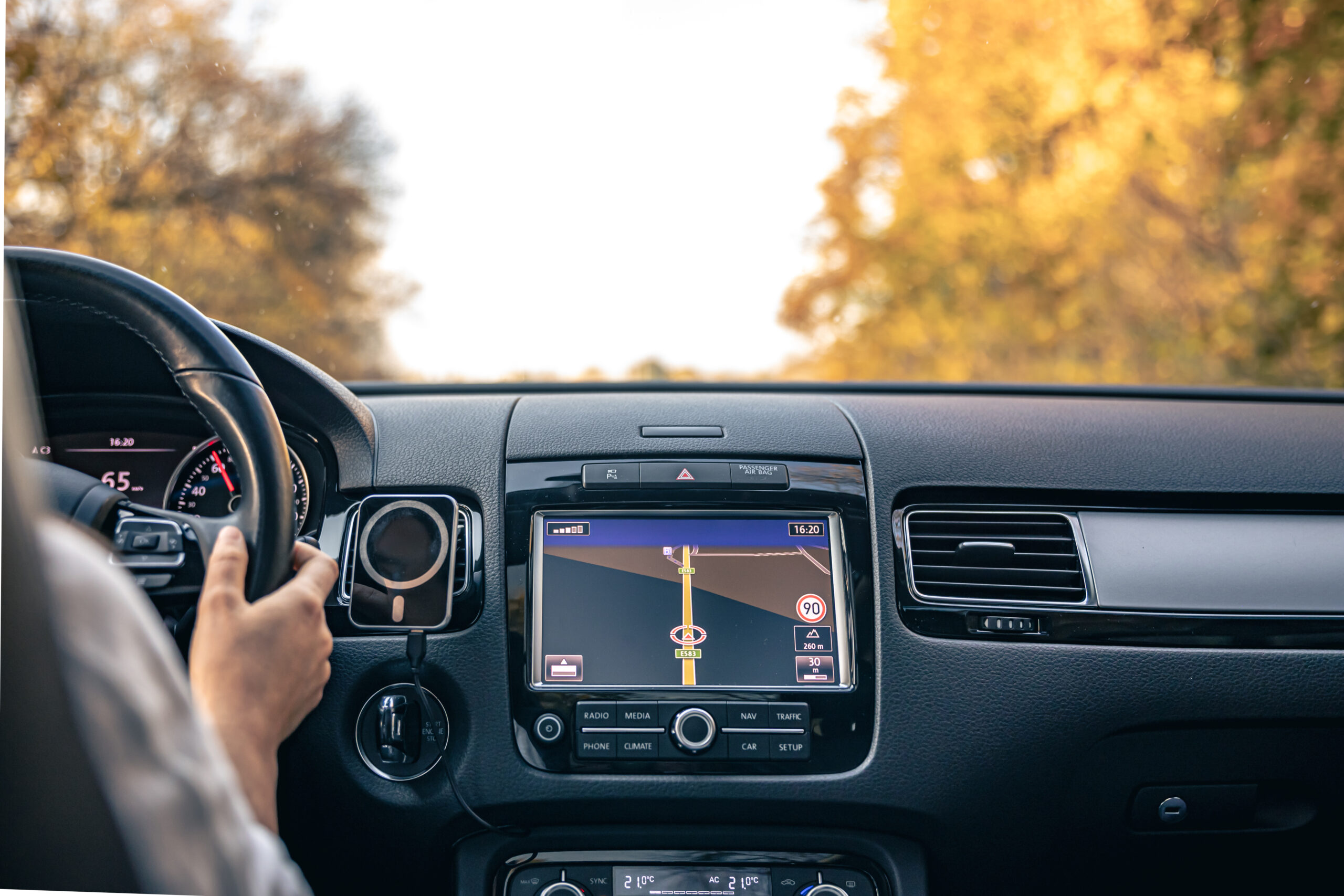 BMW Navigation vs Google Maps